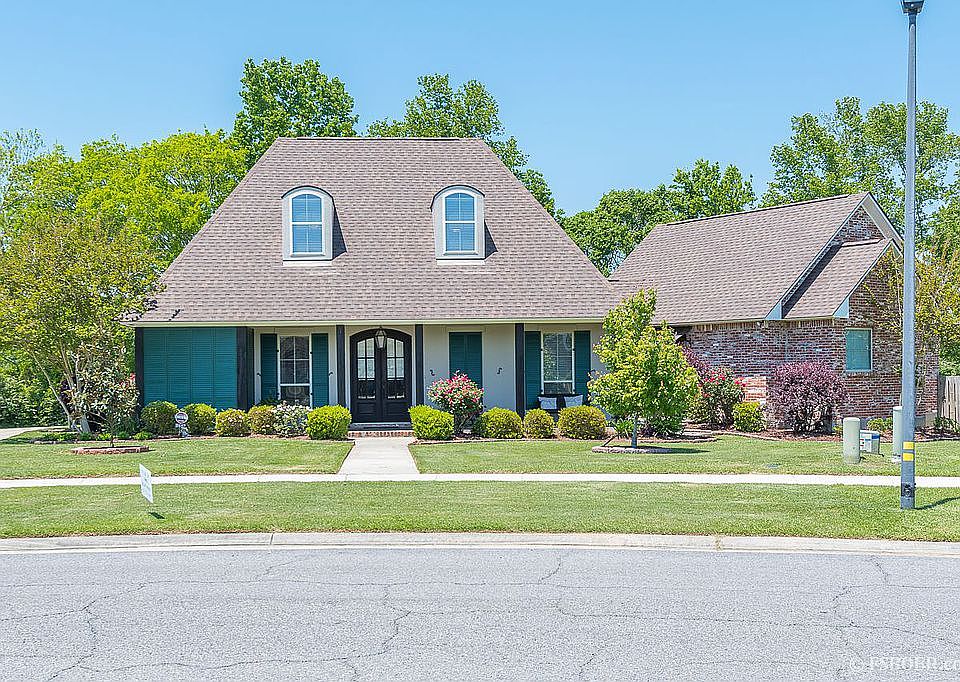 1st image of 8617 Oakley Dr