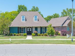 8617 Oakley Dr, Zachary, LA 70791