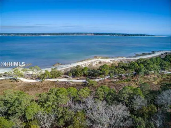 24 Outer Banks Way, Daufuskie Island, SC 29915