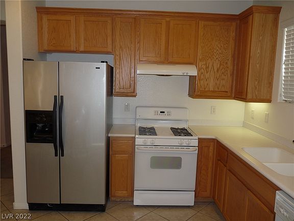 5th image of 10855 Florence Hills St
