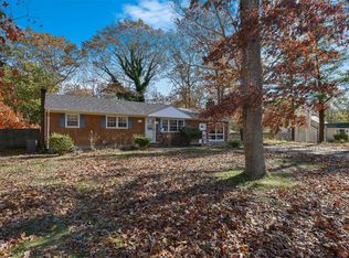 159 Ridge Rd, Ridge, NY 11961