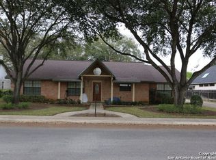 103 Village Path, Castroville, TX 78009