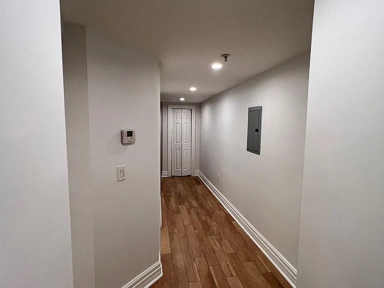 827 Garden St #1 — Photo 9
