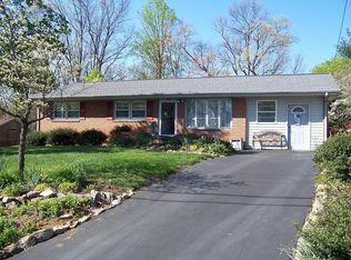 1646 Barnett Rd NW, Roanoke, VA 24017