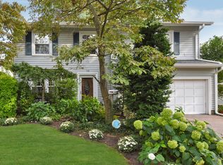 12 Angler Ln, Port Washington, NY 11050