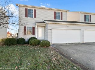 1562 Moluf St, Dekalb, IL 60115