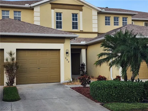 14752 Calusa Palms Dr APT 202, Fort Myers, FL 33919