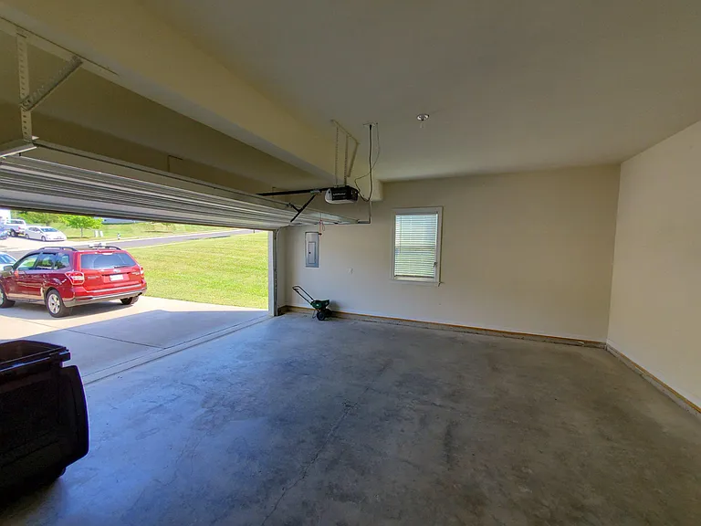 233 Kanter Dr — Photo 40