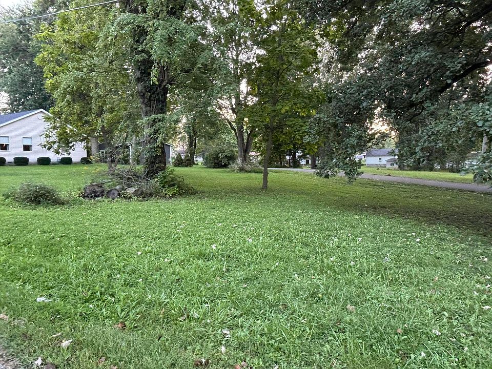 1st image of 0 Oak St