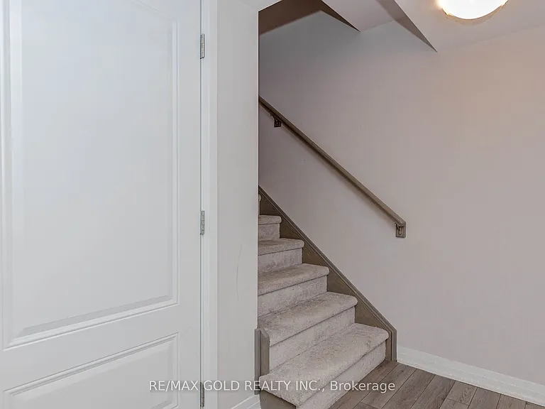 585 Colborne St #1007 — Photo 13