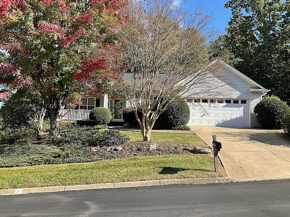 1st image of 304 Beckenham Ln