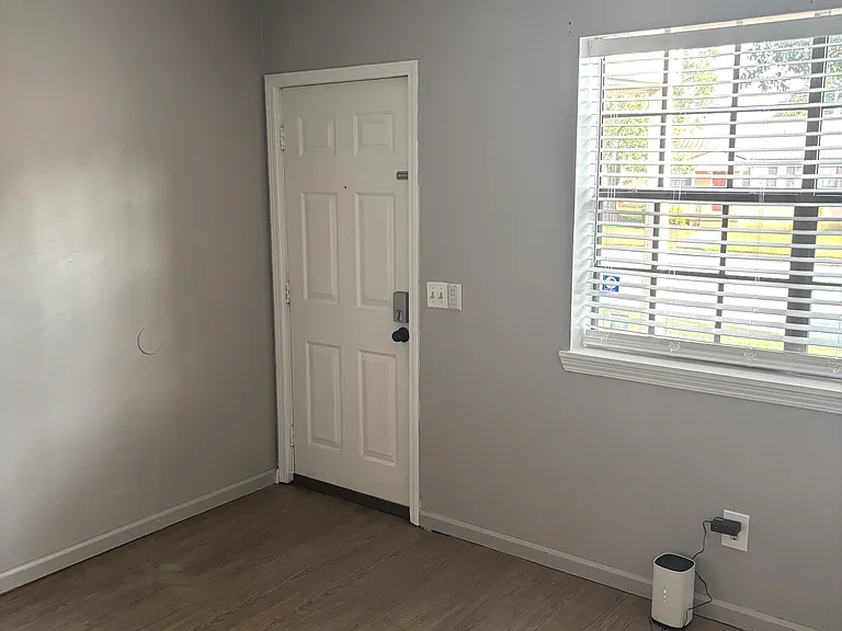 901 Hargrove Rd #13C — Photo 4