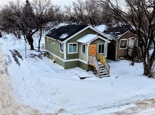 1578 ELPHINSTONE STREET, Regina, SK S4T 3M8