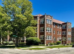 329 Kedzie Ave #3, Evanston, IL 60202