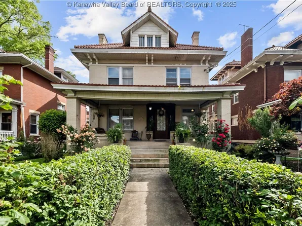 1565 Virginia St E, Charleston, WV 25311