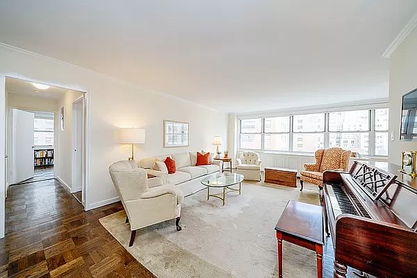 1st image of 310 E 51st St #9E