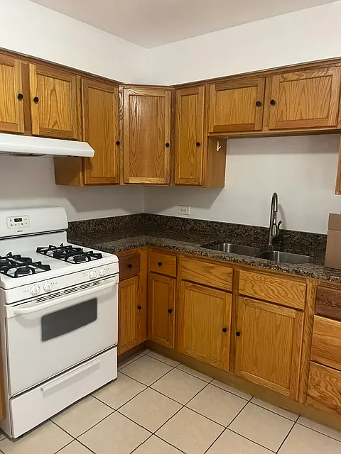 1 bed, 682 sqft, $1,445 — Photo 3