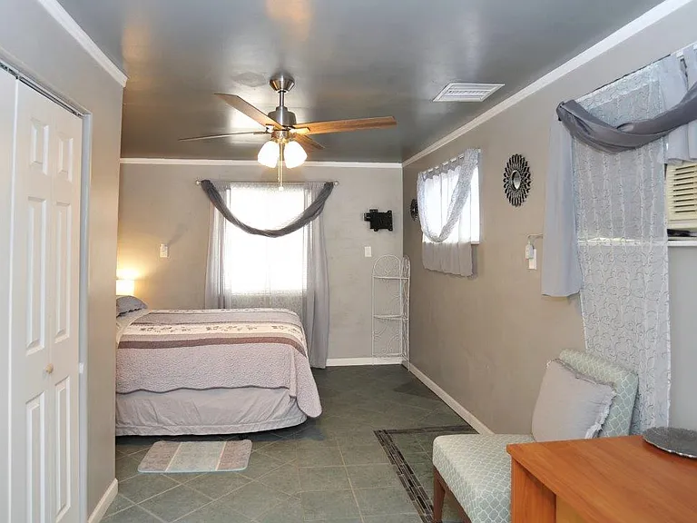 901 W Calle Ramona #2 — Photo 10