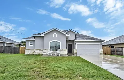 8509 Utopia Blvd Photo 1