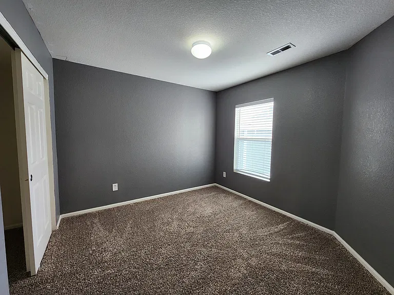 17170 Waterhouse Cir #B — Photo 36