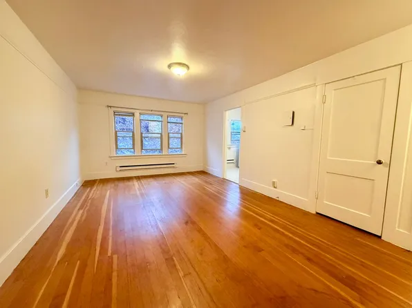 Aloha Apartments, 561 Aloha St APT 205, Seattle, WA 98109