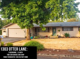 1303 Otter Ln, Oregon City, OR 97045