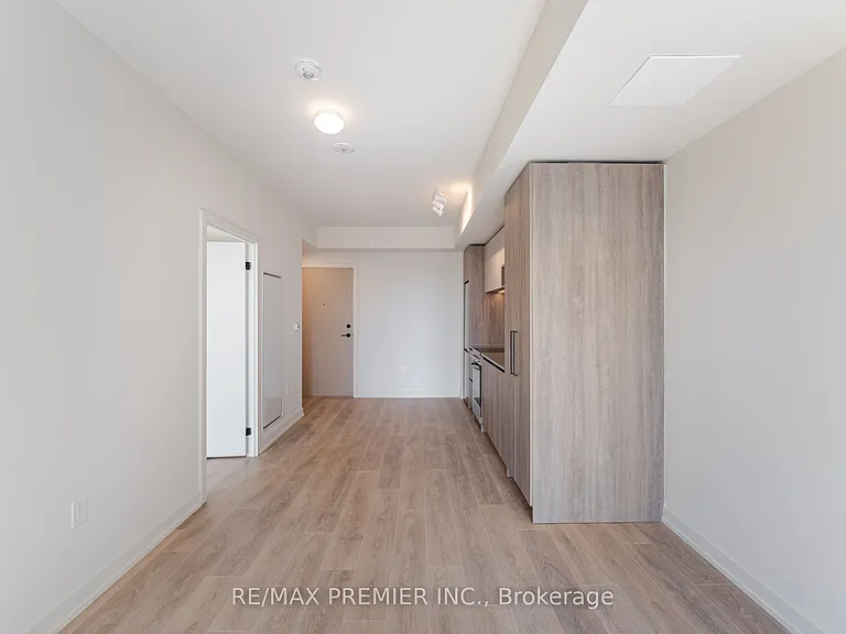 181 Sterling Rd #708 — Photo 11