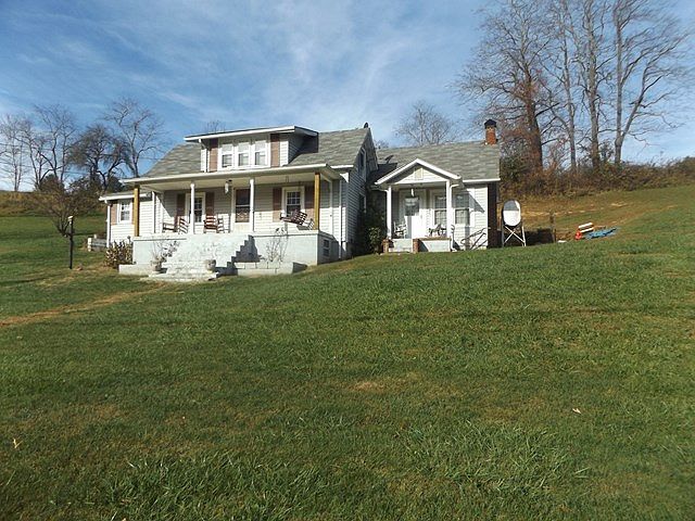1st image of 317 Chestnut Dr