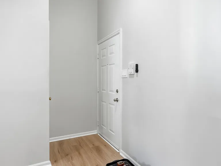 72 Eldon Way — Photo 6