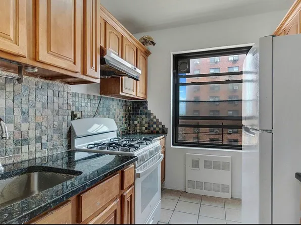 99-05 63rd Drive image 4 of 10