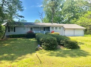 624 Moores Pointe Rd, Deltaville, VA 23043