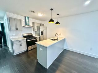 101 4th Ave #3R, Newark, NJ 07104