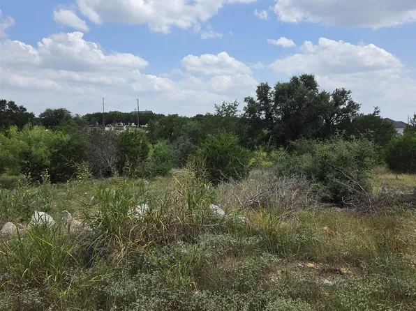 Lot #22 Mustang Ridge Estates, Trophy Oak Trail, Marble Falls, TX 78654-3995
