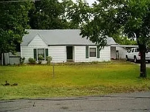1609 Spring Ave Photo 1