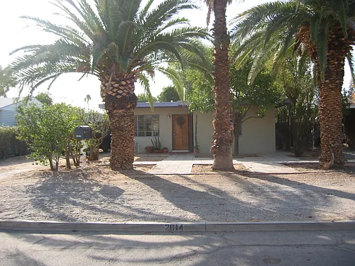 2614 E Sylvia St Photo 1