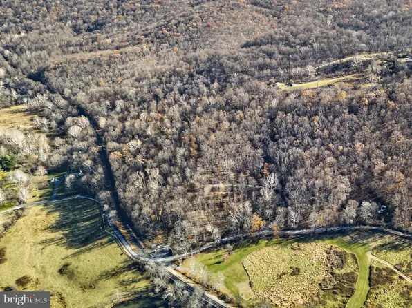 Fiery Run Rd, Linden, VA 22642
