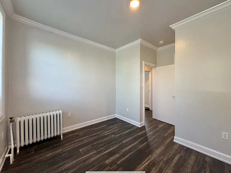 3-5 Potter Pl #4C — Photo 19