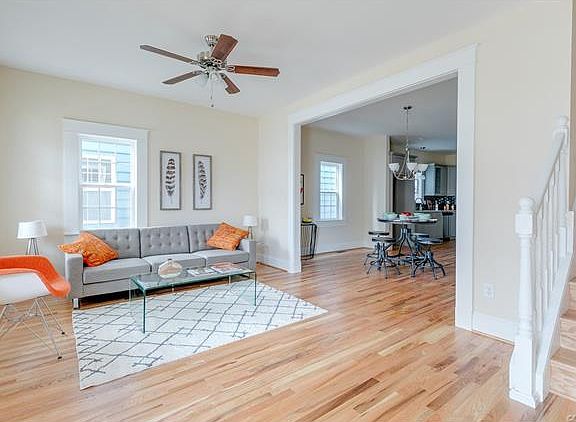 3rd image of 1314 Oakwood Ave