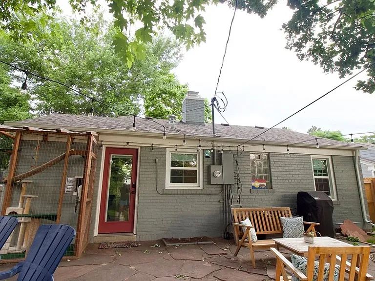 4460 Eliot St — Photo 26