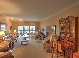 855 E Lake Shore Dr APT 2C, Decatur, IL 62521