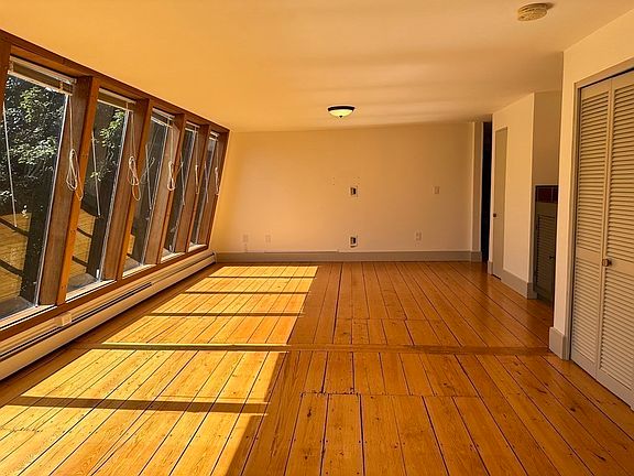 3rd image of 10 Green St #12A