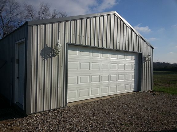 3rd image of 16120 County Road 1000 E