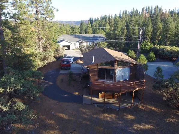 12274 Mills St, Groveland, CA 95321