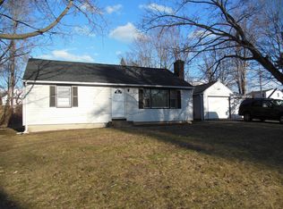 4 Sanford Ave, Enfield, CT 06082