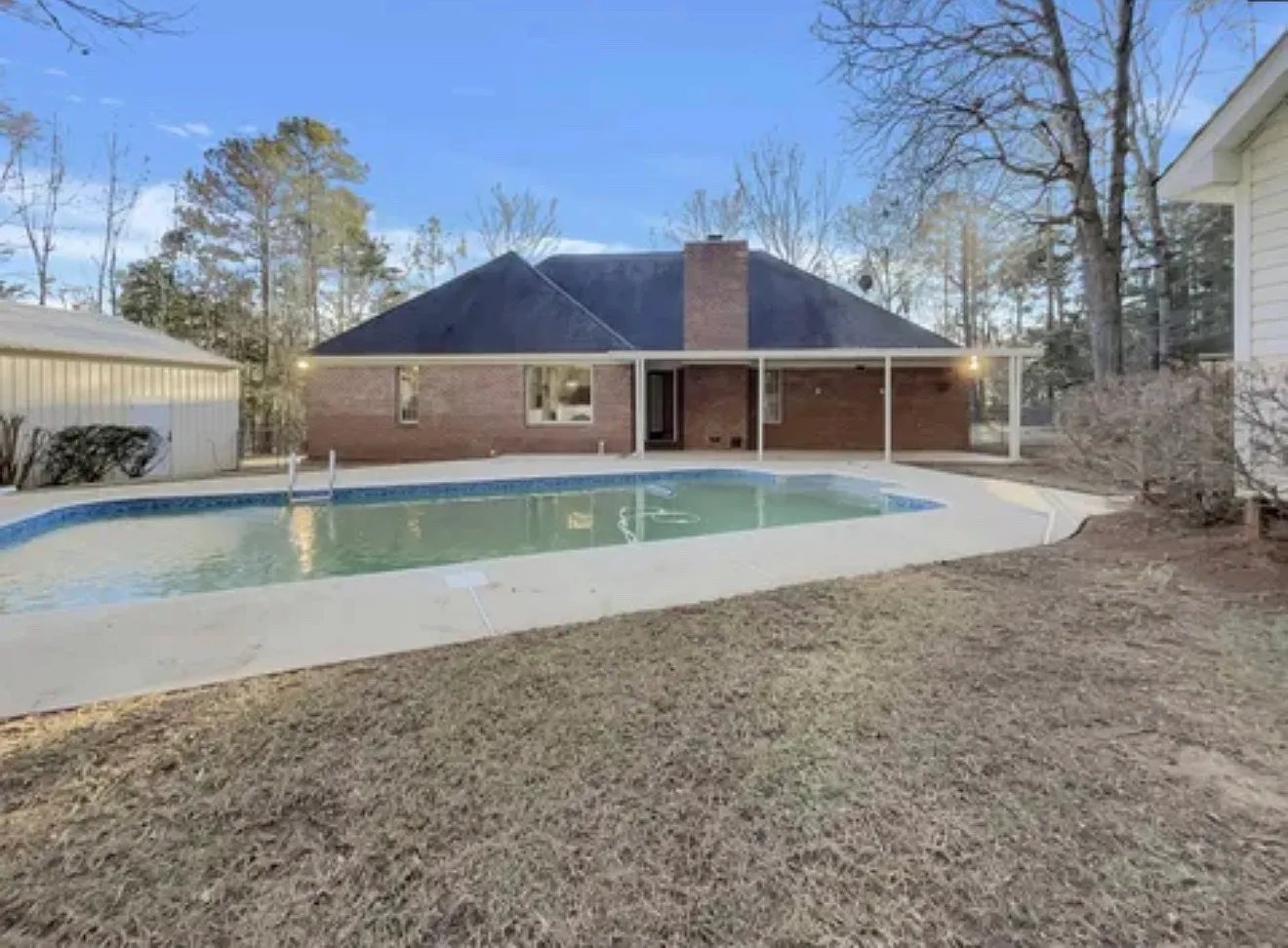 3 bed, 2.5 bath, 2189 sqft, $1,900 — Photo 2