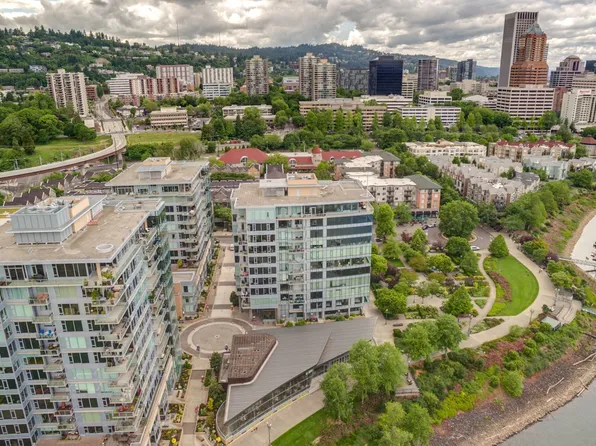1900 S River Dr Unit N304, Portland, OR 97201
