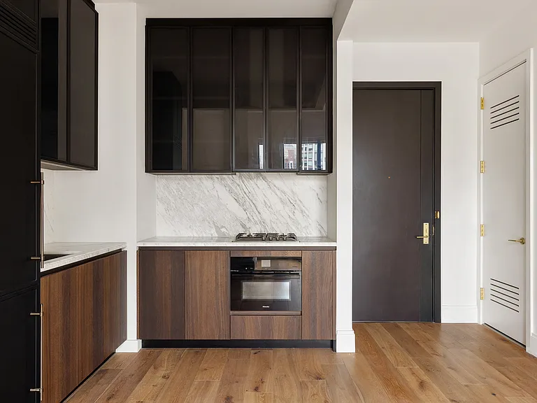 30 E 29th St #22B — Photo 3