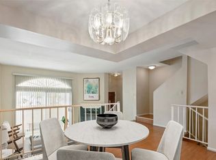 20000 Sherman Way APT E, Los Angeles, CA 91306