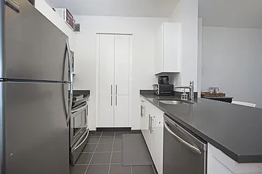 Rented by Space Marketing Shop