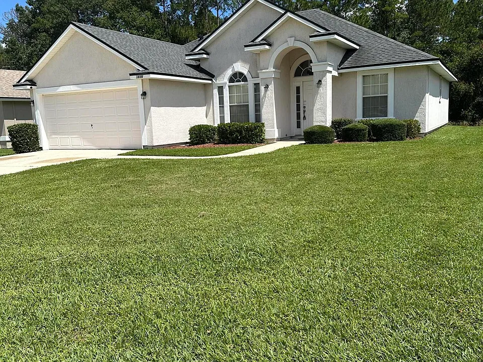 1658 Northglen Cir
